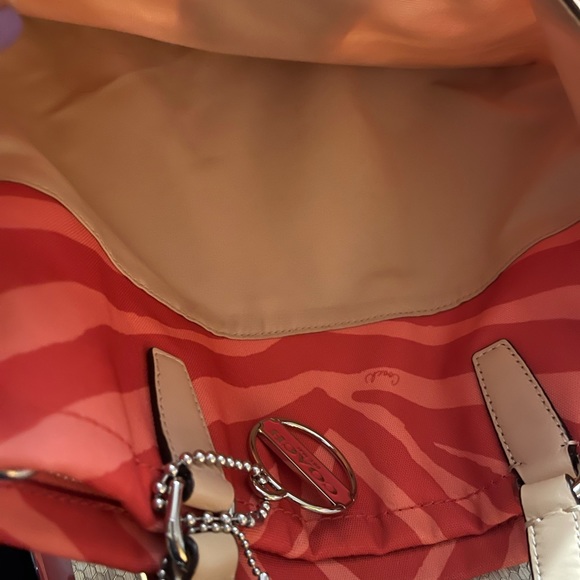 Coach handbag - Picture 6 of 9